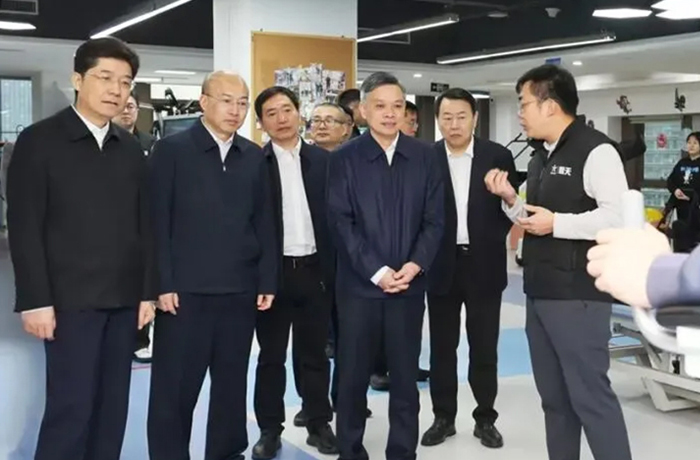 省委副書記、省長劉捷蒞臨程天科技調研指導